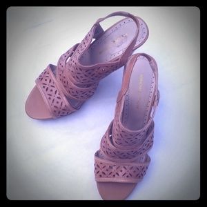 Adrienne Vittadini laser cut sandals